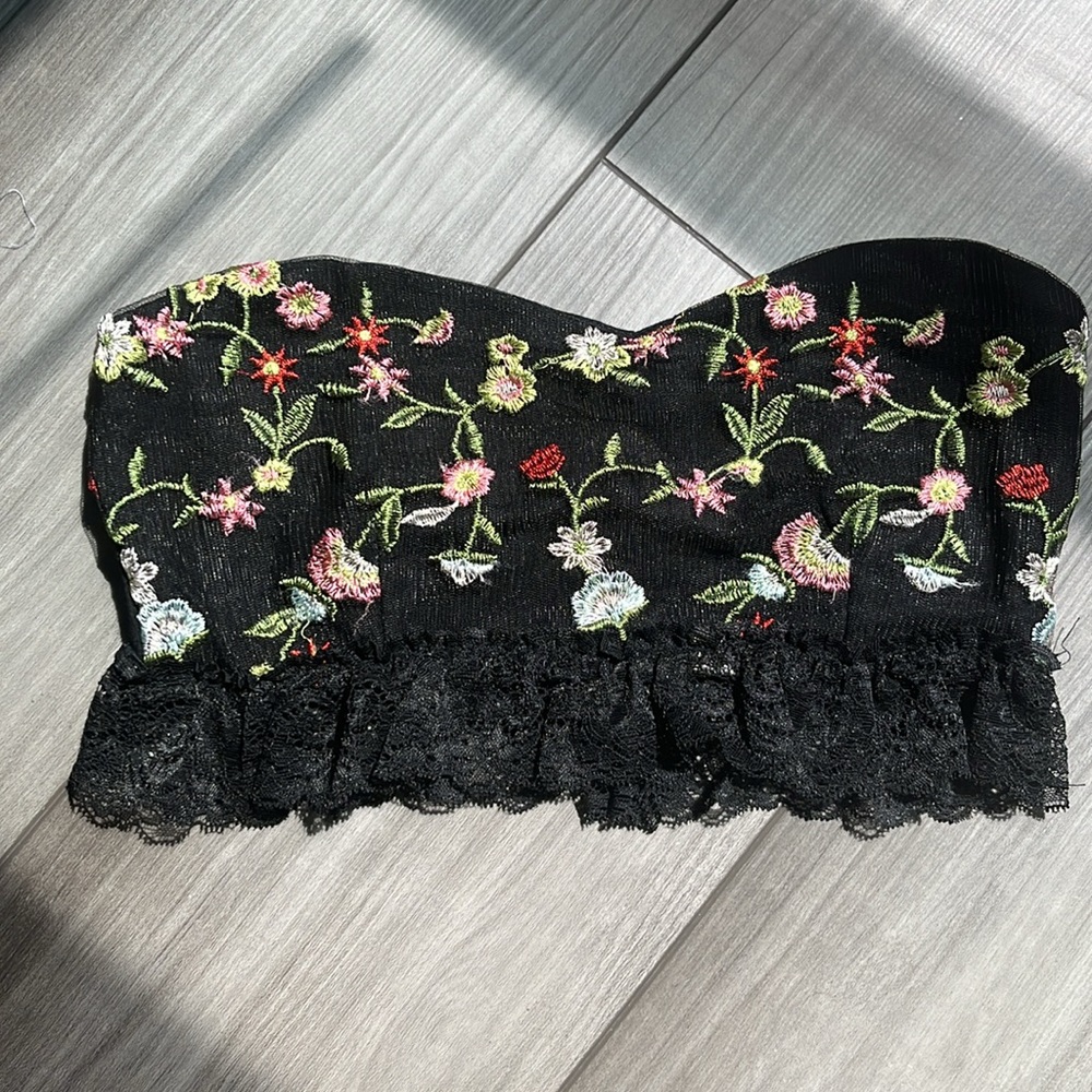 Floral Black Strapless Top - Picture 9 of 11